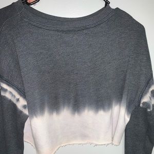 crew neck